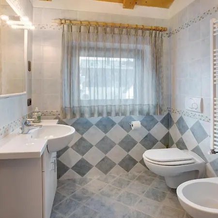 Canoa 4 Apartamento Livigno